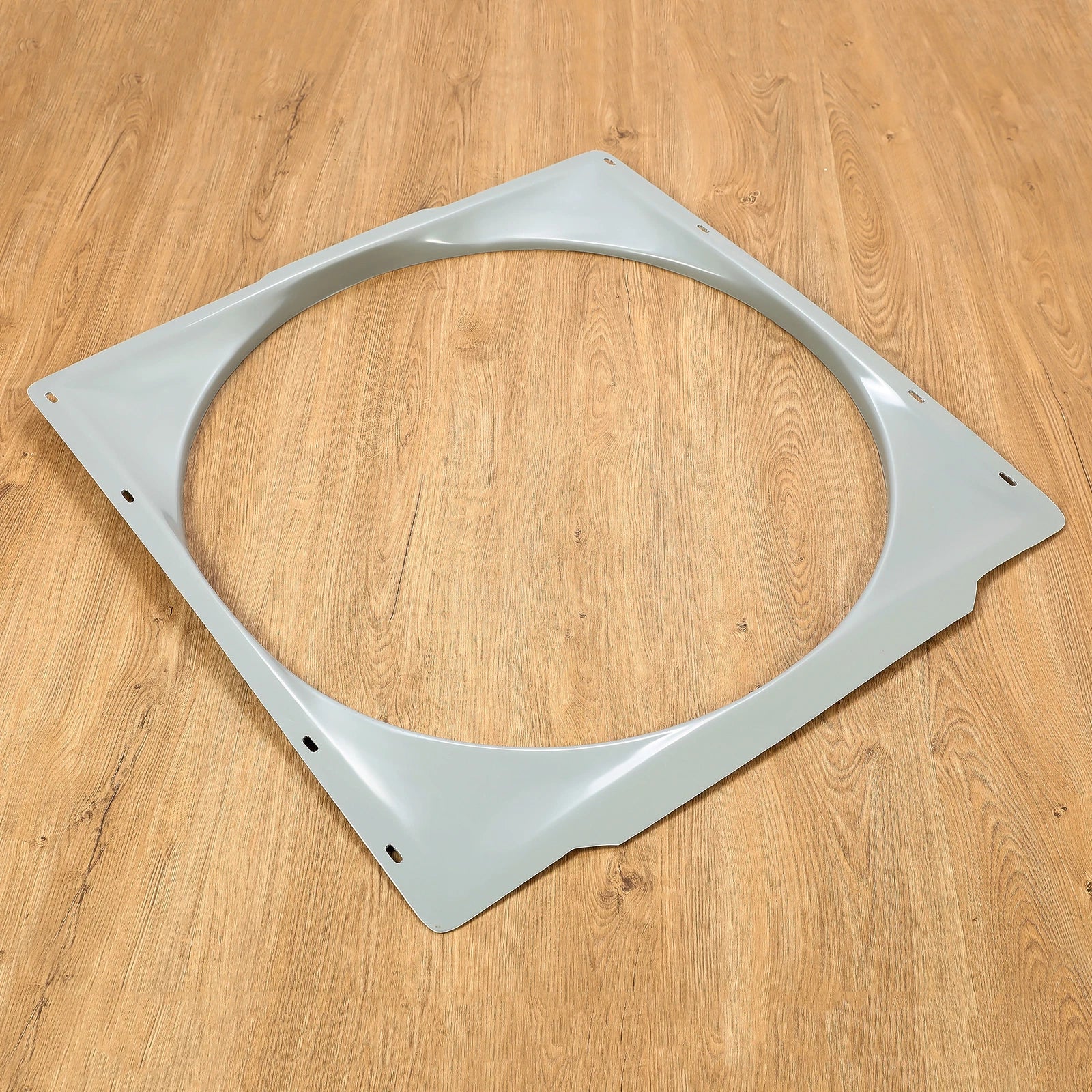 Radiator Fan Shroud for Peterbilt 357 377 378 379 (1995–2004)