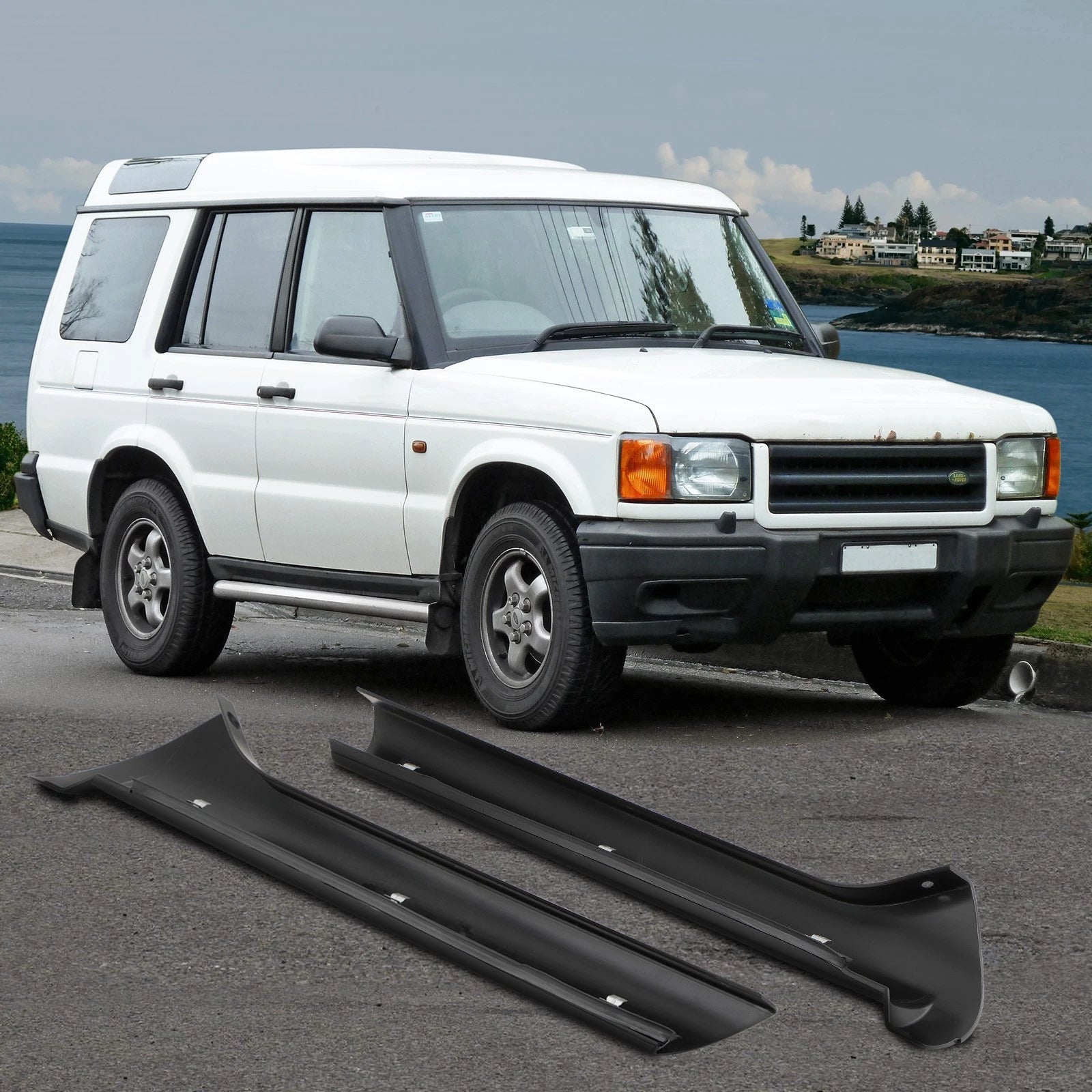 Pair Windscreen Pillar Moldings & Rivets for Land Rover Discovery 2 (1999–2004)