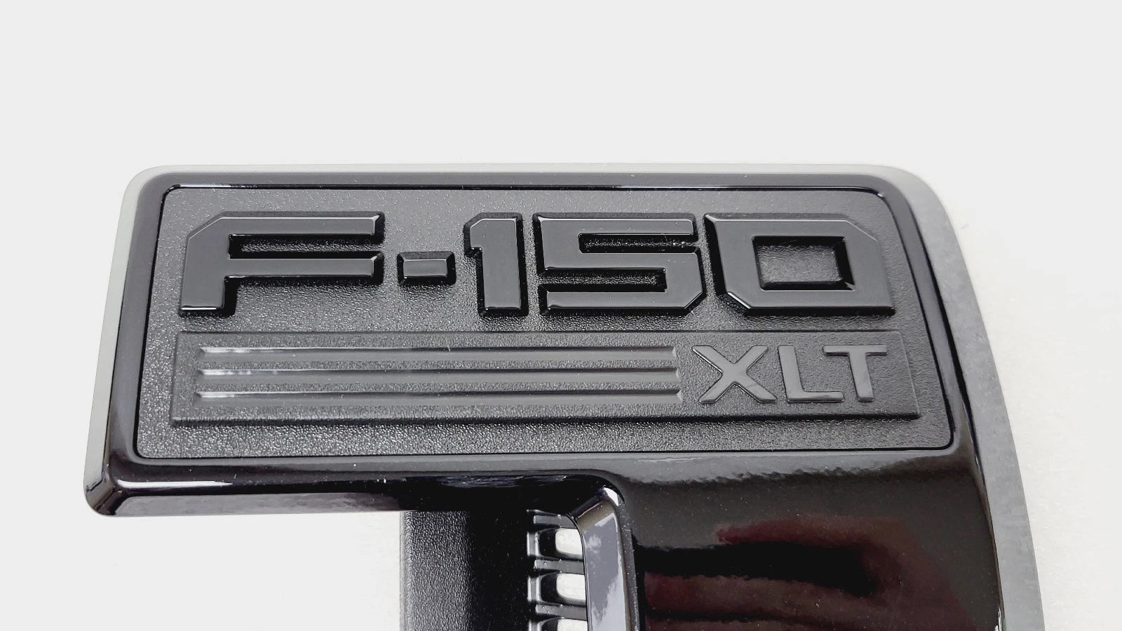 Right Black Fender Vent Emblem Nameplate for Ford F150 (2021–2025) RL3Z-16720-M