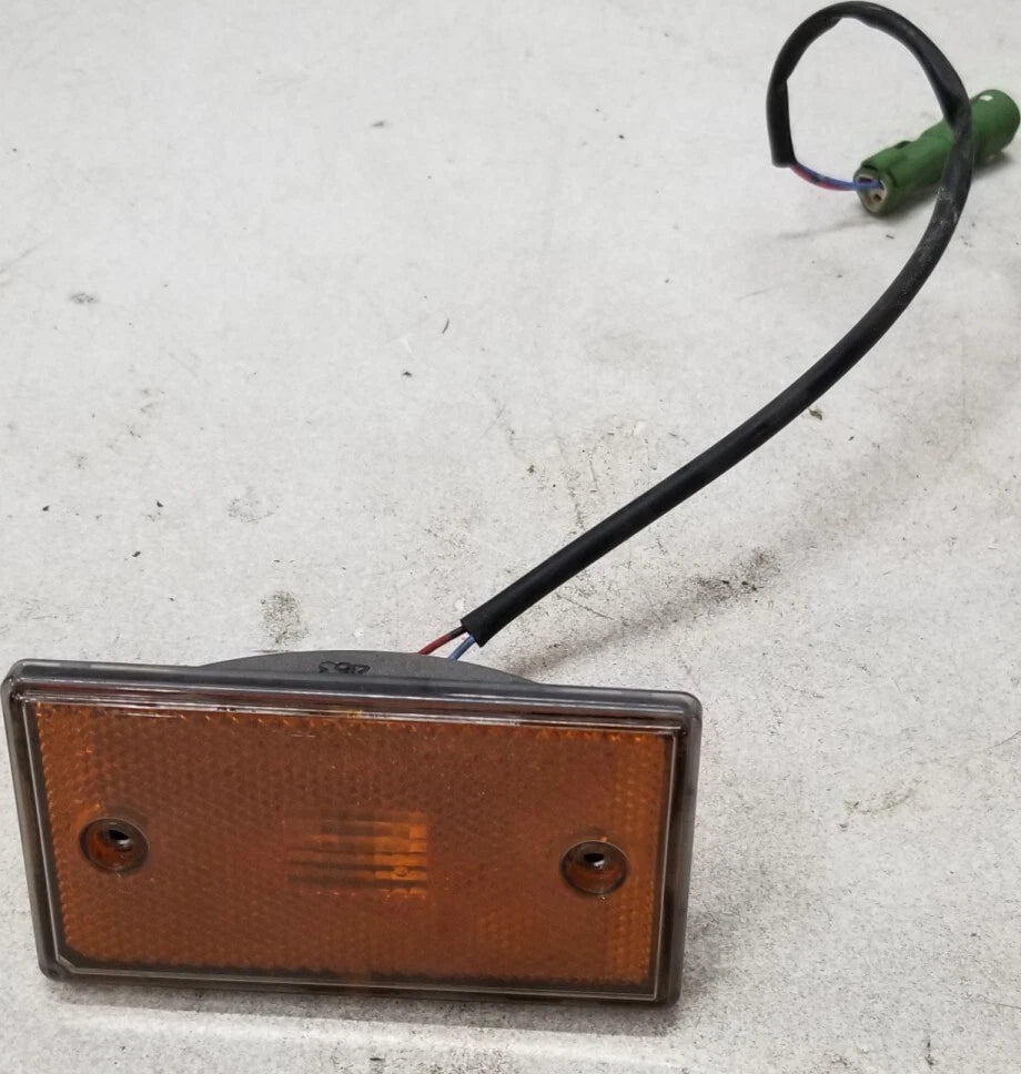 Front Right Marker Light Lamp for Jaguar XJ6 (1993–1994) DBC11664 OEM