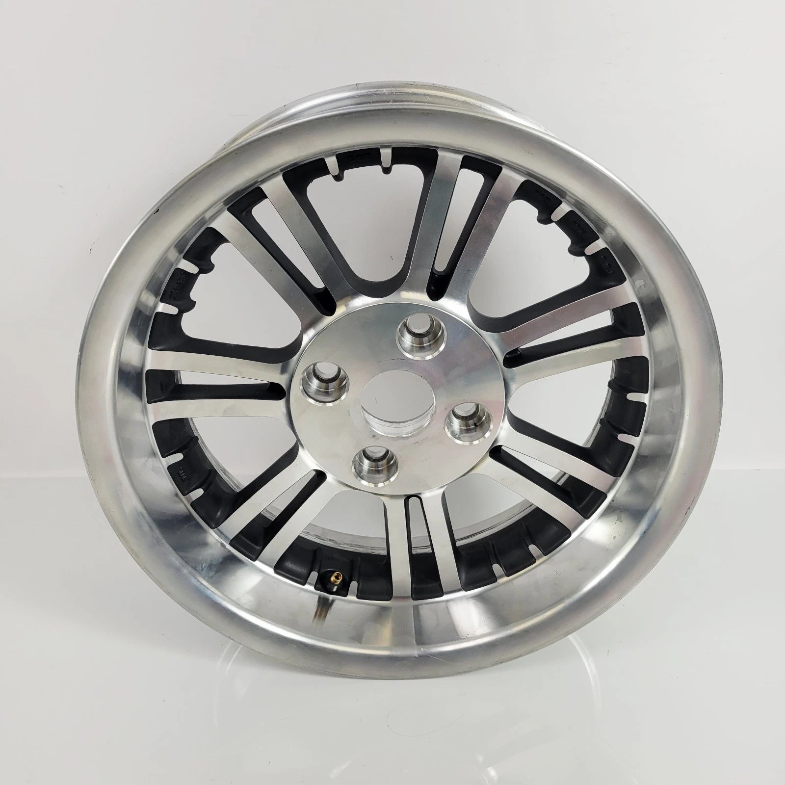 OEM Rear Back Wheel Rim 15x5.5 for Harley Davidson Tri Glide Ultra Classic (2009–2024)