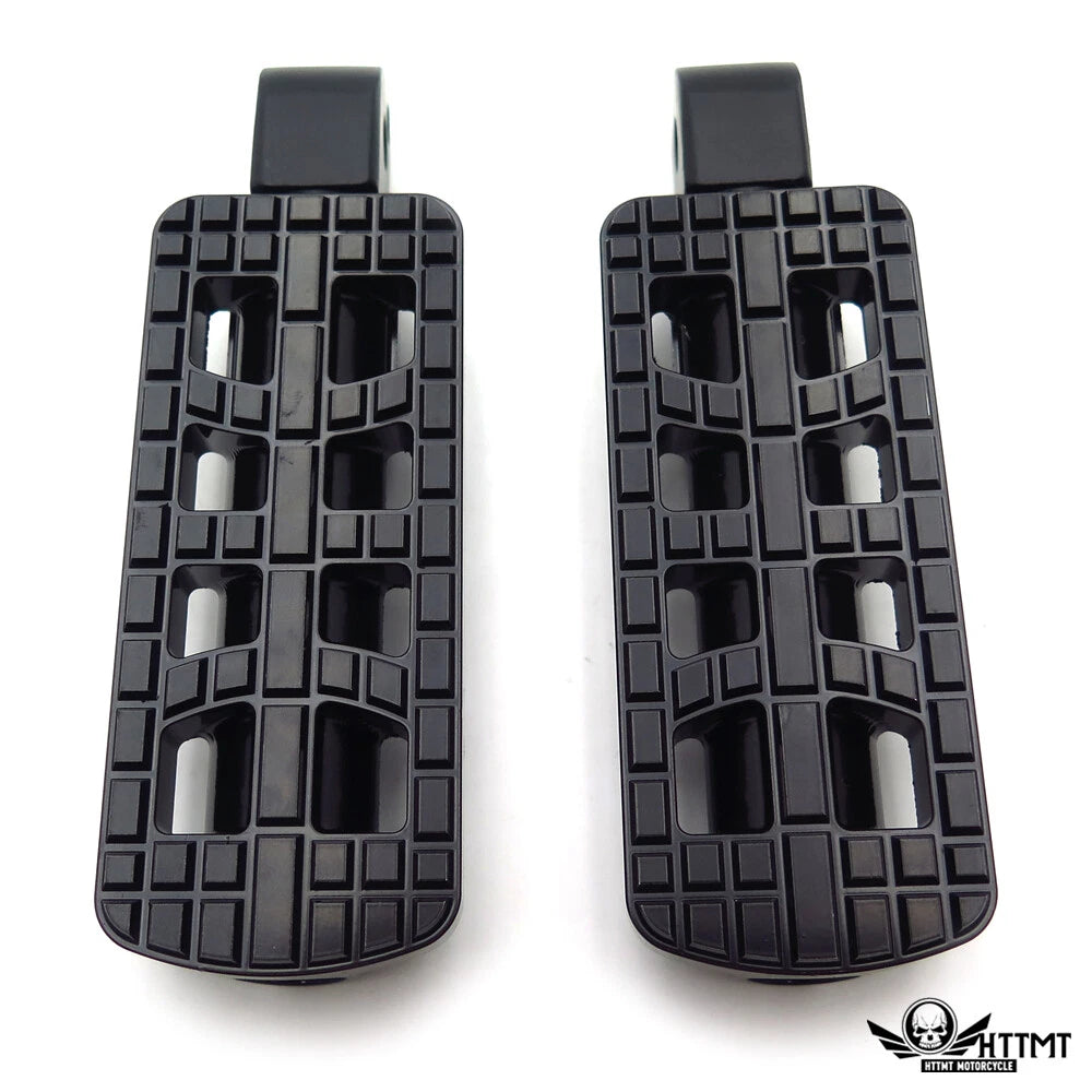 Dominator CNC Footpegs for Harley Softail Fat Boy Fat Bob (2018–2019)