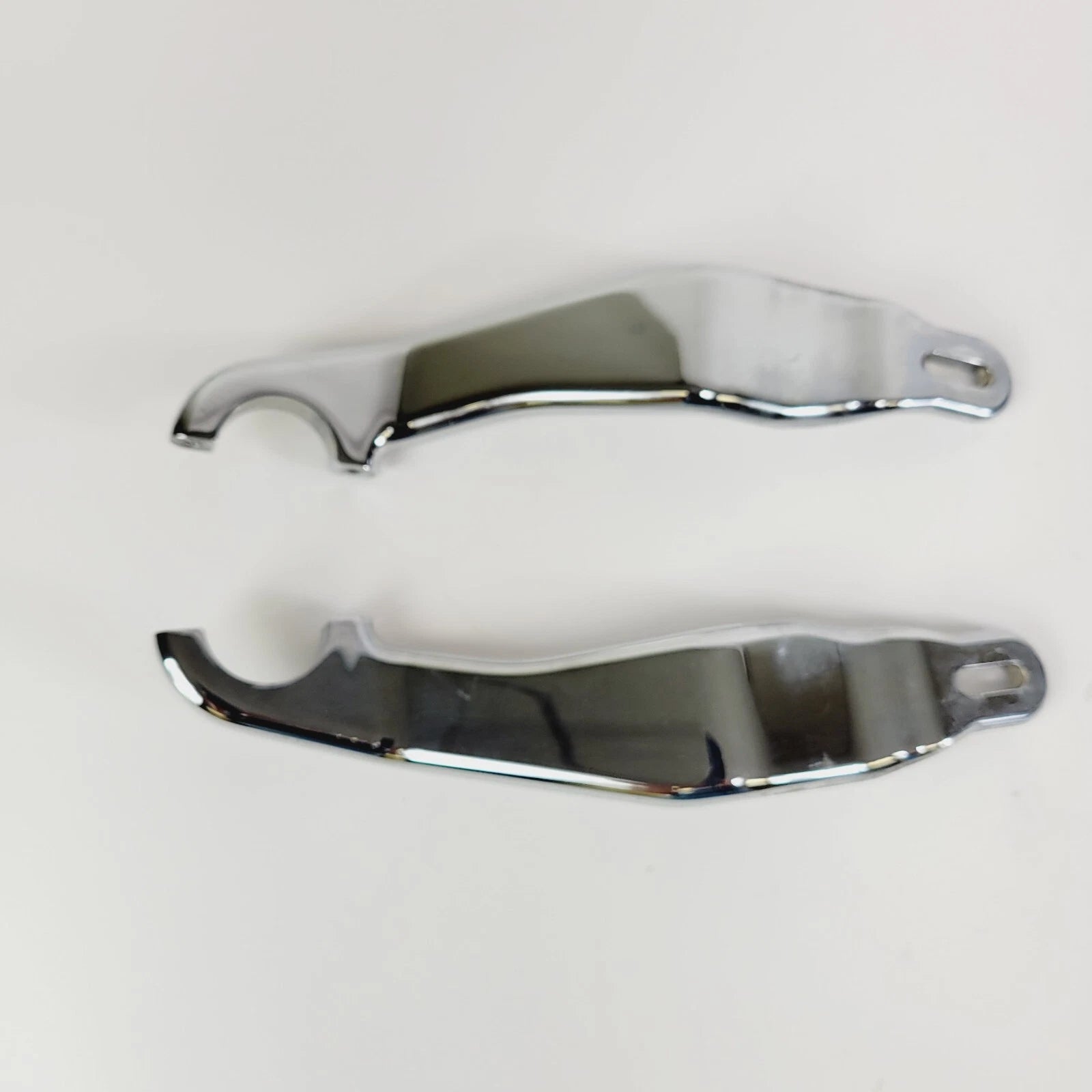 Chrome Front Fairing Brackets for Harley FLTRX Road Glide (2015–2023)