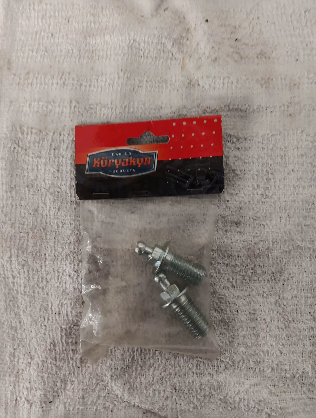 Kuryakyn TC Style Breather Bolts for Harley Sportster (EVO, 9927)
