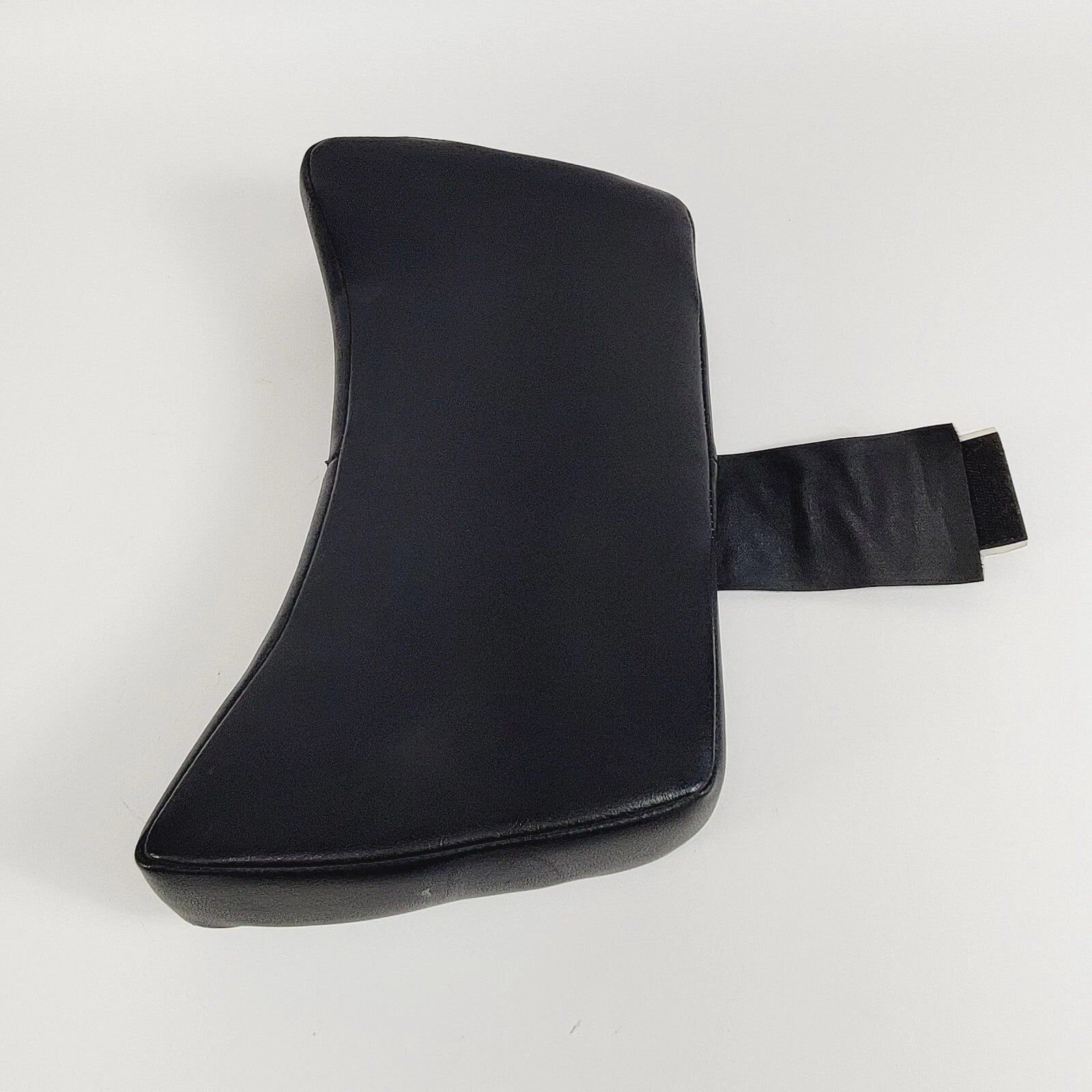 Black Motorcycle Backrest Pad for Harley Davidson (Aftermarket)