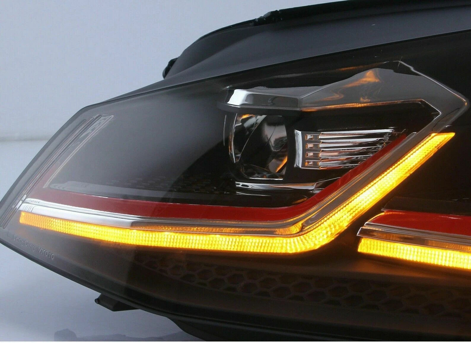 Set of 2 LED Front Headlights for VW Golf 7 (2013-2018)
