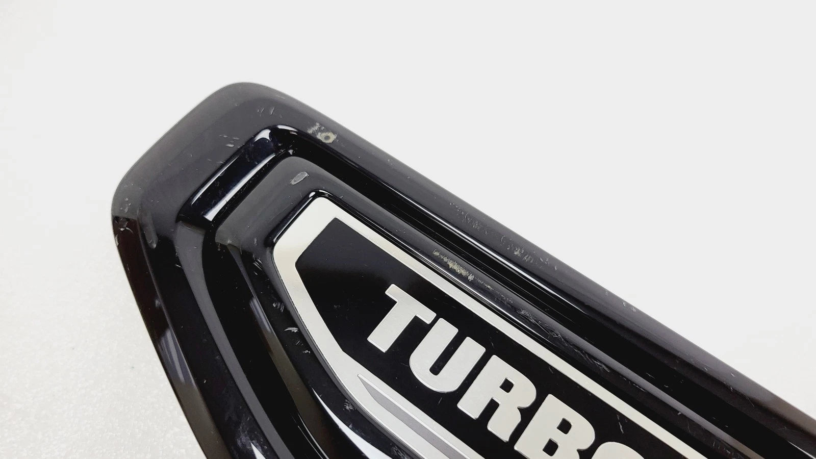 Turbomax Left Fender Vent Emblem for GMC Sierra 1500 (2023–2026) 85073495