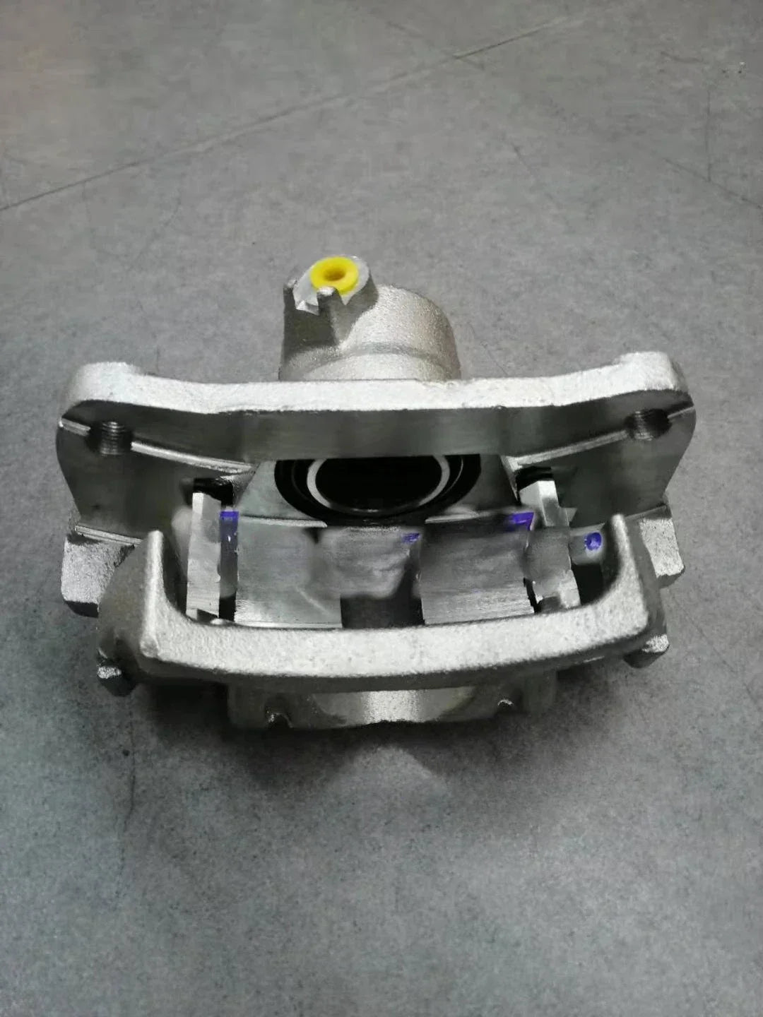 Rear Brake Calipers with Bracket for Toyota 4Runner (2007–2009)