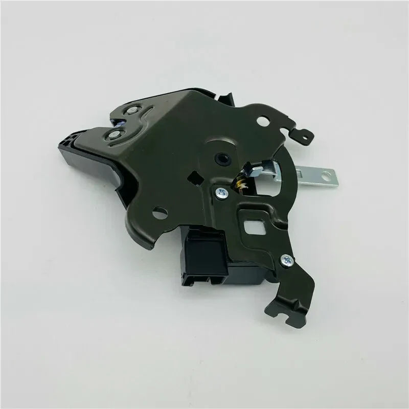 Trunk Latch Rear Deck Lid Lock Actuator for Mazda 3 (2014–2019)