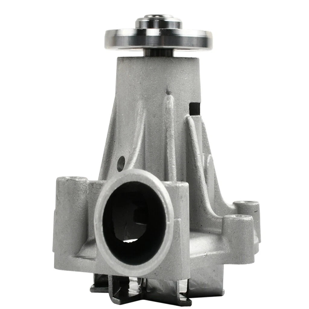 Water Pump with Gasket for Kubota D905 D1005 D1105 V1305 (No Years Specified)