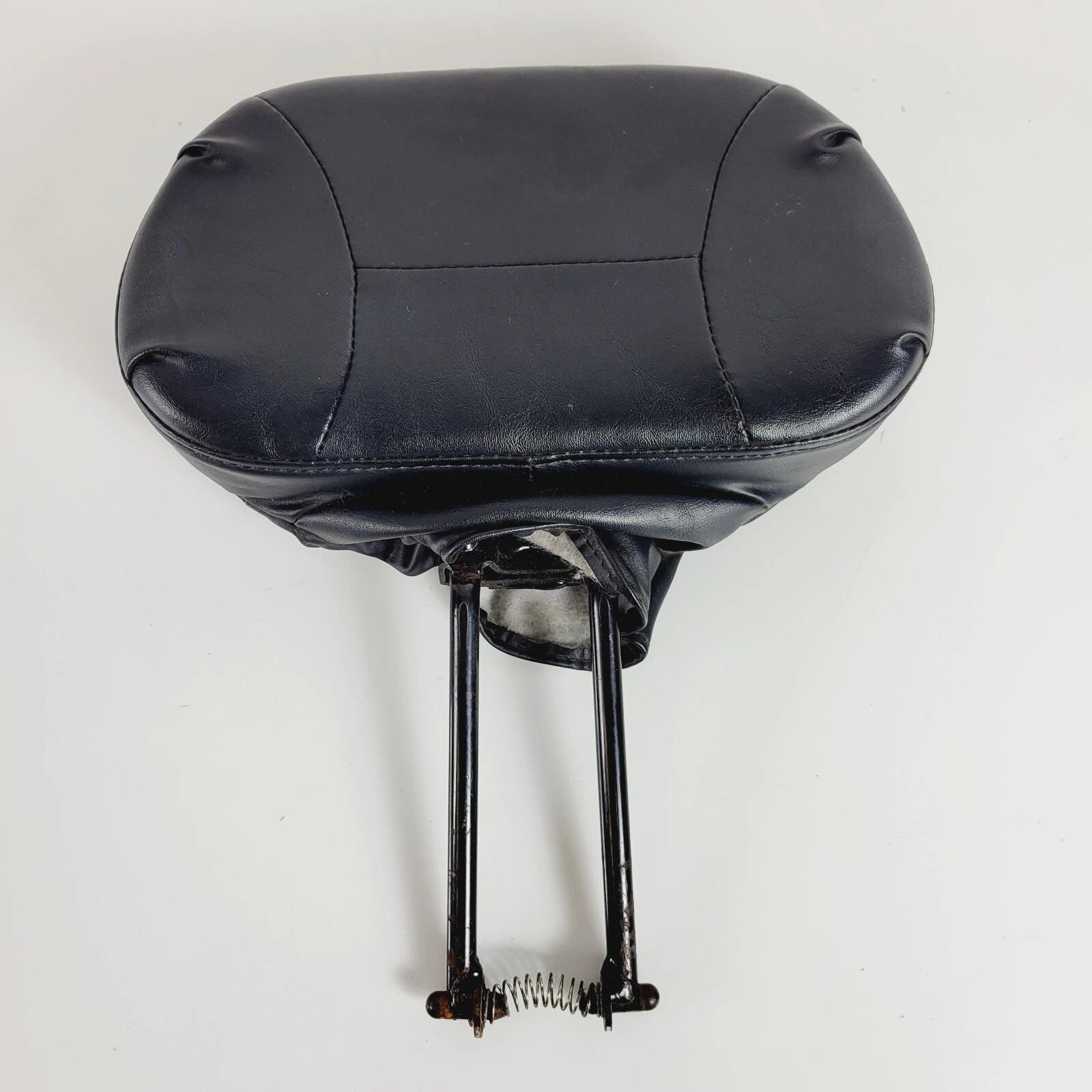 Front Smooth Style Riders Backrest for Harley Touring (1997–2023) 52300732