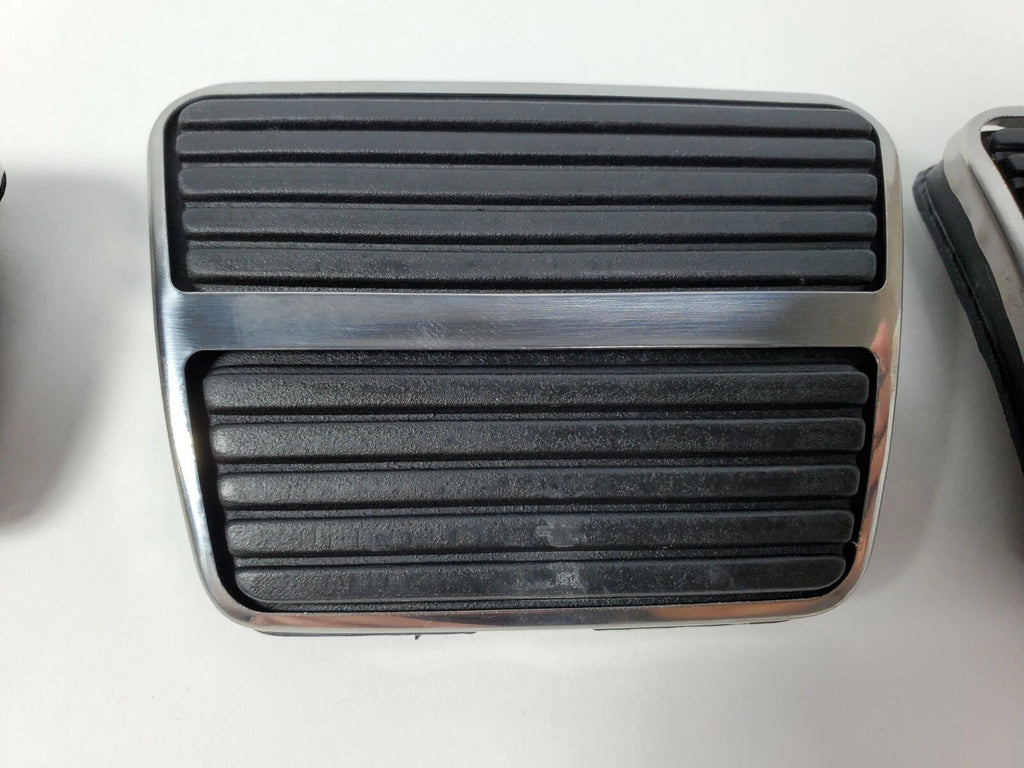 Clutch Gas Pedal Pad Kit with Chrome Trim for 1967–1968 Camaro Firebird