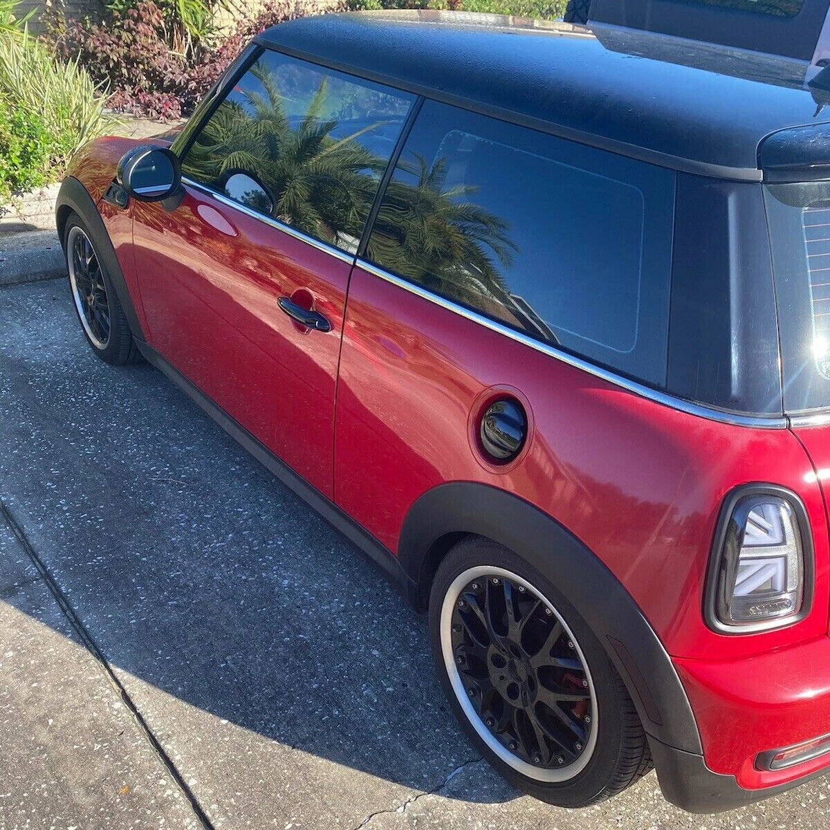 Gloss Black Petrol Gas Cap & Door Handle Covers for MINI Cooper S (2007-2013)