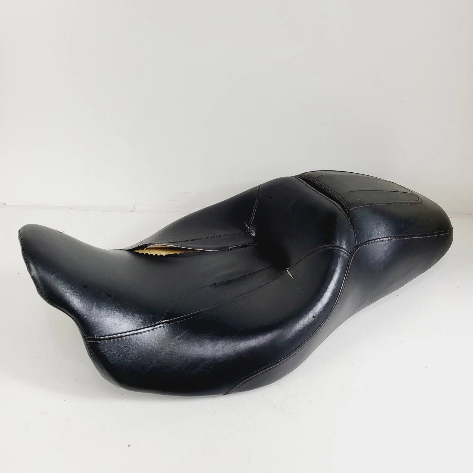 OEM Seat for Harley Touring Street Road King Glide Ultra Classic (2008–2023)