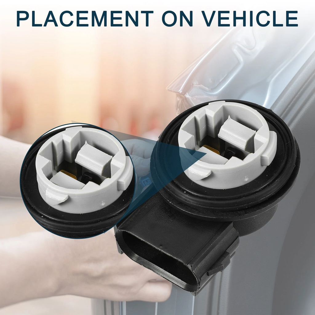 Turn Signal Tail Light Socket 3 Pins for Ford Focus (2003–2007) No. 2U5Z13411BB