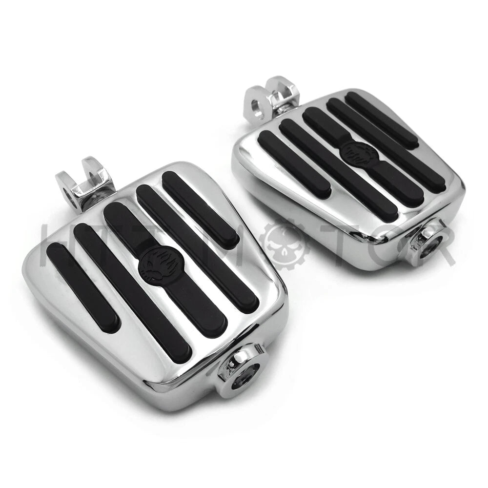 Flame Fury Footpegs for Suzuki Marauder 1600/Boulevard (2004–2005)
