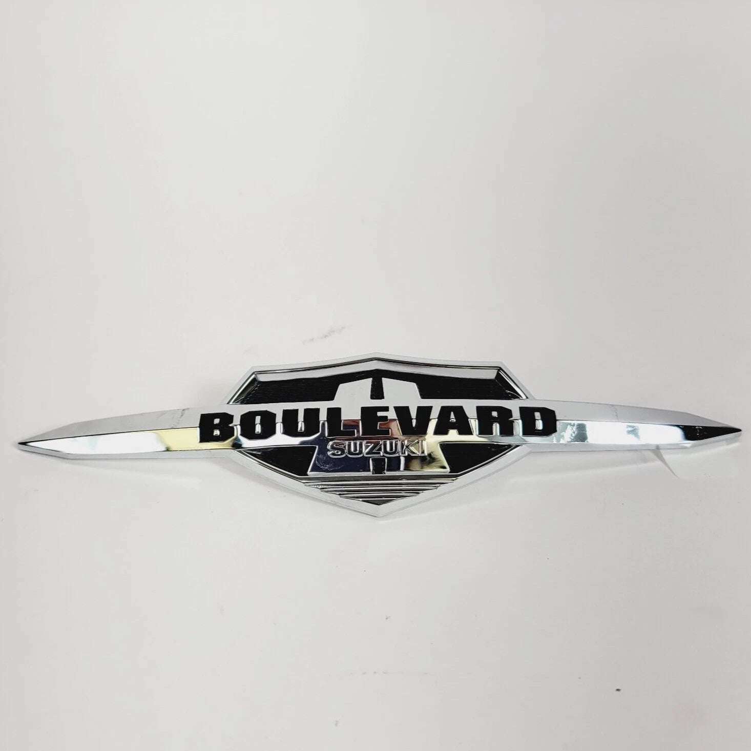 Gas Tank Emblem for Suzuki Boulevard Intruder (6811148G01000)