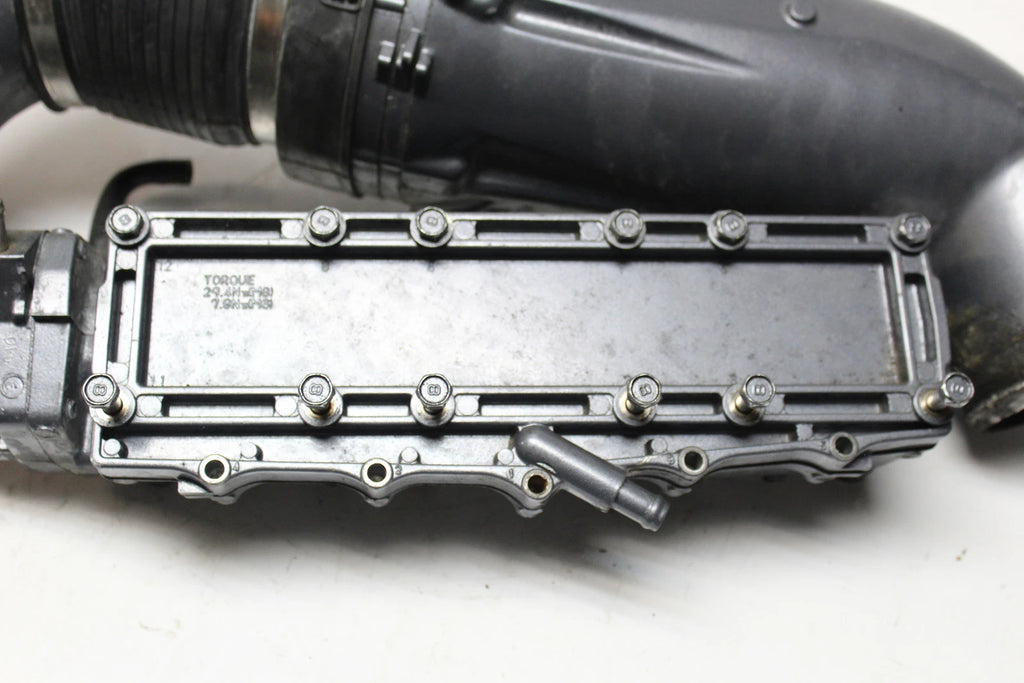 Complete Exhaust Muffler for Yamaha Waverunner Raider 1100 1200 (1996–2003)