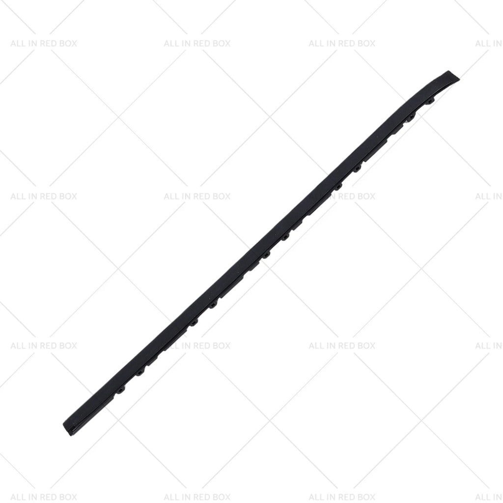 Outside Windscreen Moulding Set for Toyota Prado 150 Series (2009–2023)