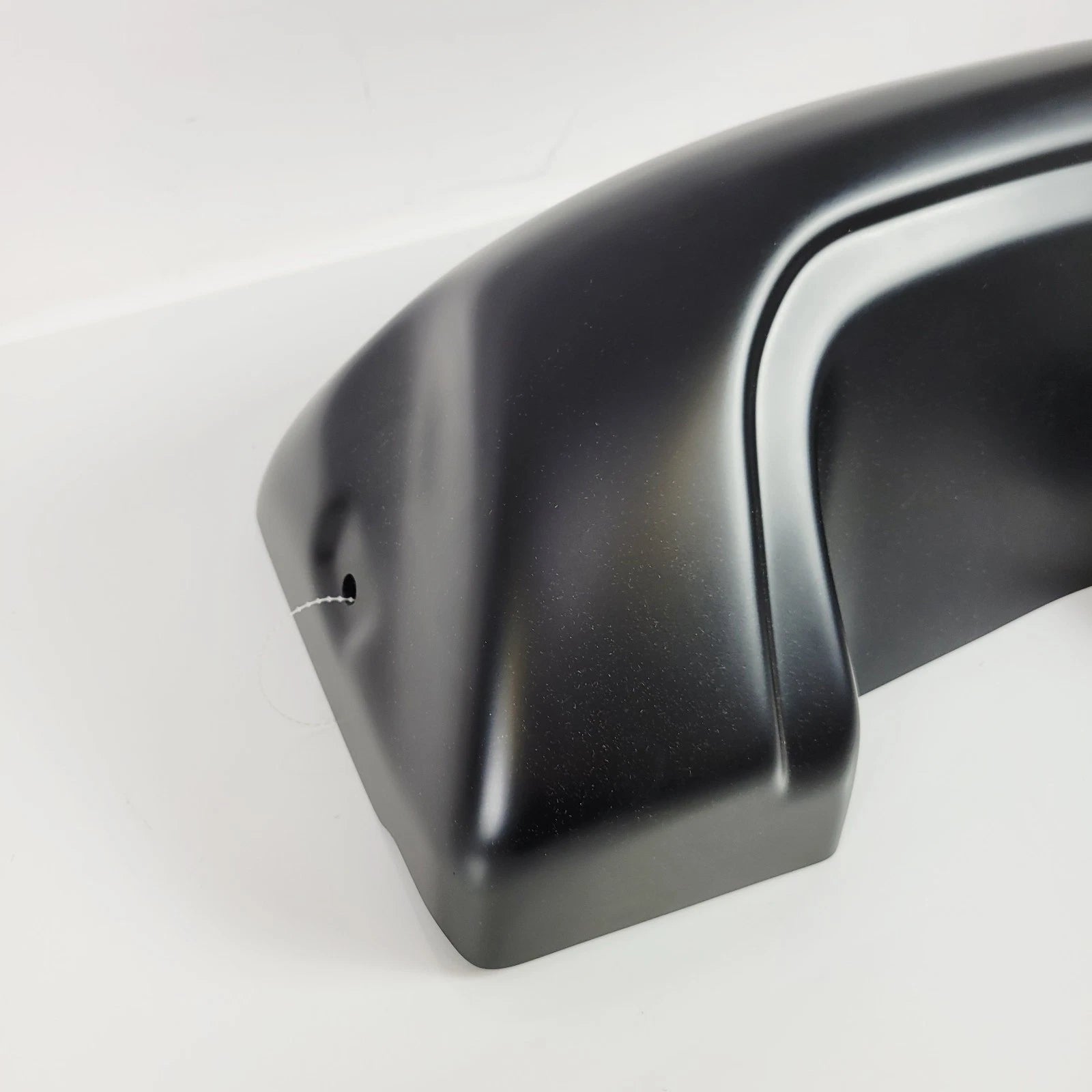 OEM Right Lower Leg Fairing for Harley-Davidson Electra Glide (2006–2013)