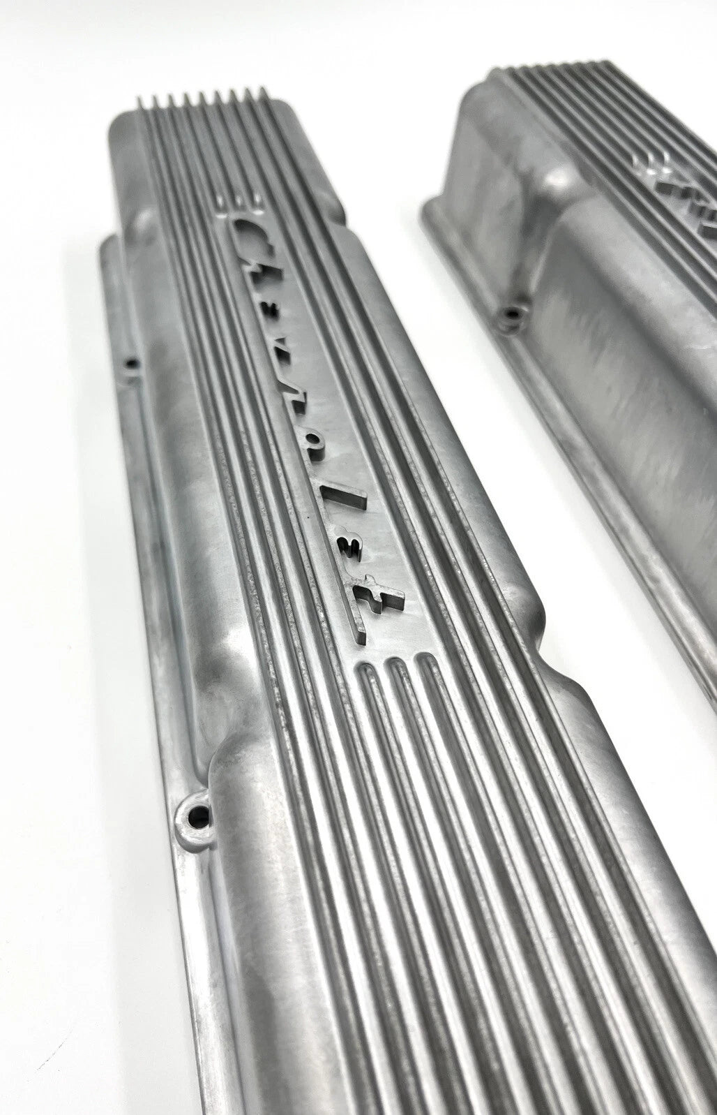 Valve Covers Aluminum Finned Replacement for Chevrolet Small Block 350 (1960–1979)