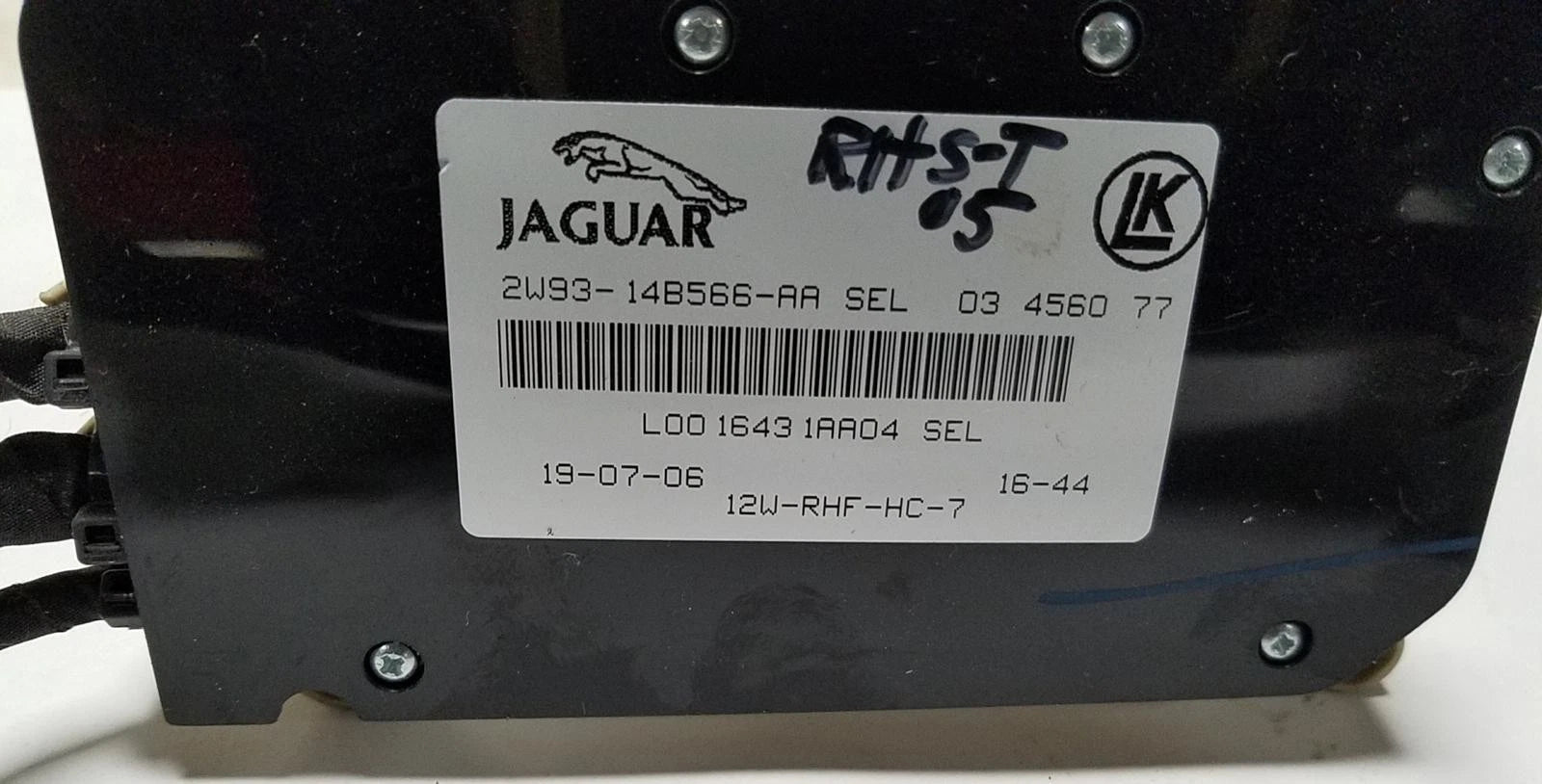 RH Seat Control Switch for Jaguar S-Type (2004–2008) 2W93-14B566-AA
