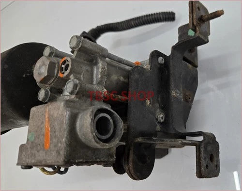Air Suspension Pump with Bracket for Lincoln Continental (1998–2002)