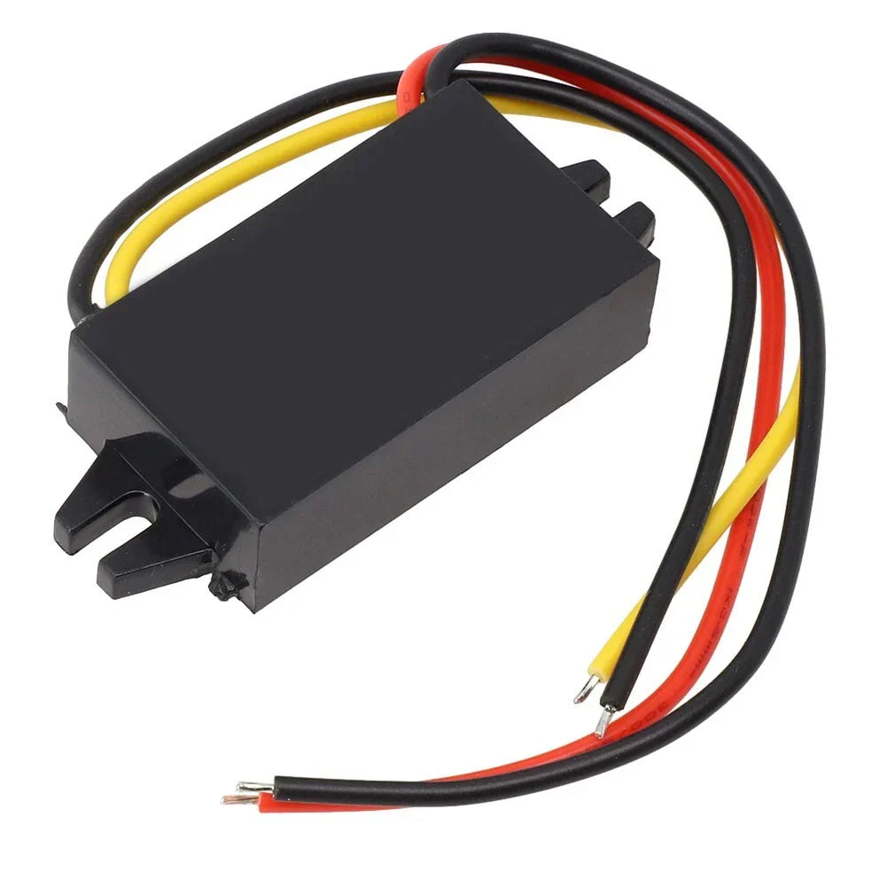 DC12 to DC5 Vehicle Voltage Adapter – Compact Design