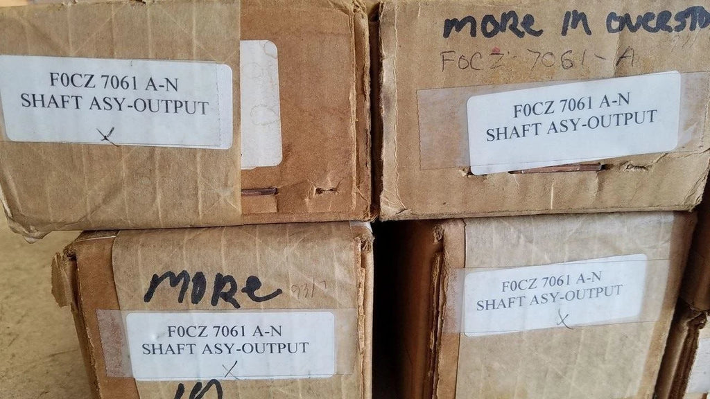 Gear Output Shaft Assembly for Ford Escort (F0CZ-7061-A, F0CZ7061A)