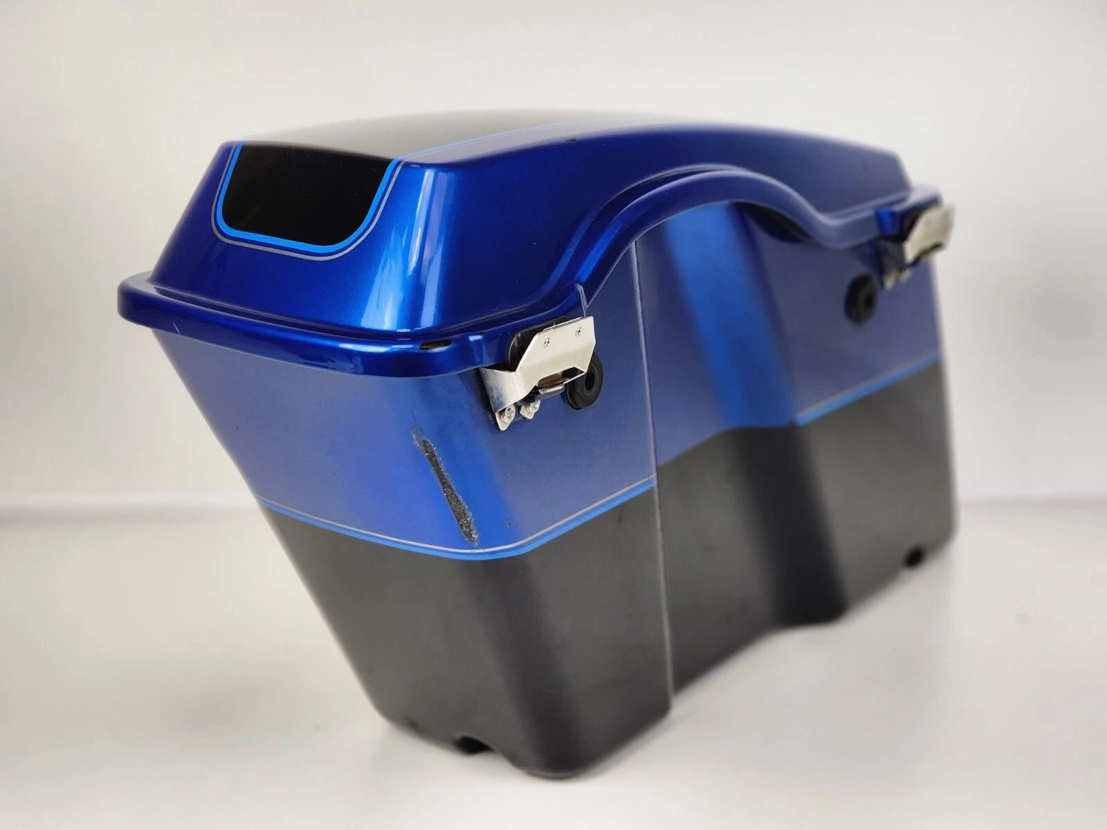 Right Saddlebag Lid & Hardware for Harley Touring (2007) - Blue/Black