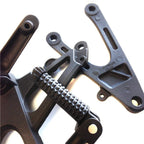 Foot Pegs Set of 2 w/Mounting Brackets for Yamaha YZF R1 (2007–2008) Black