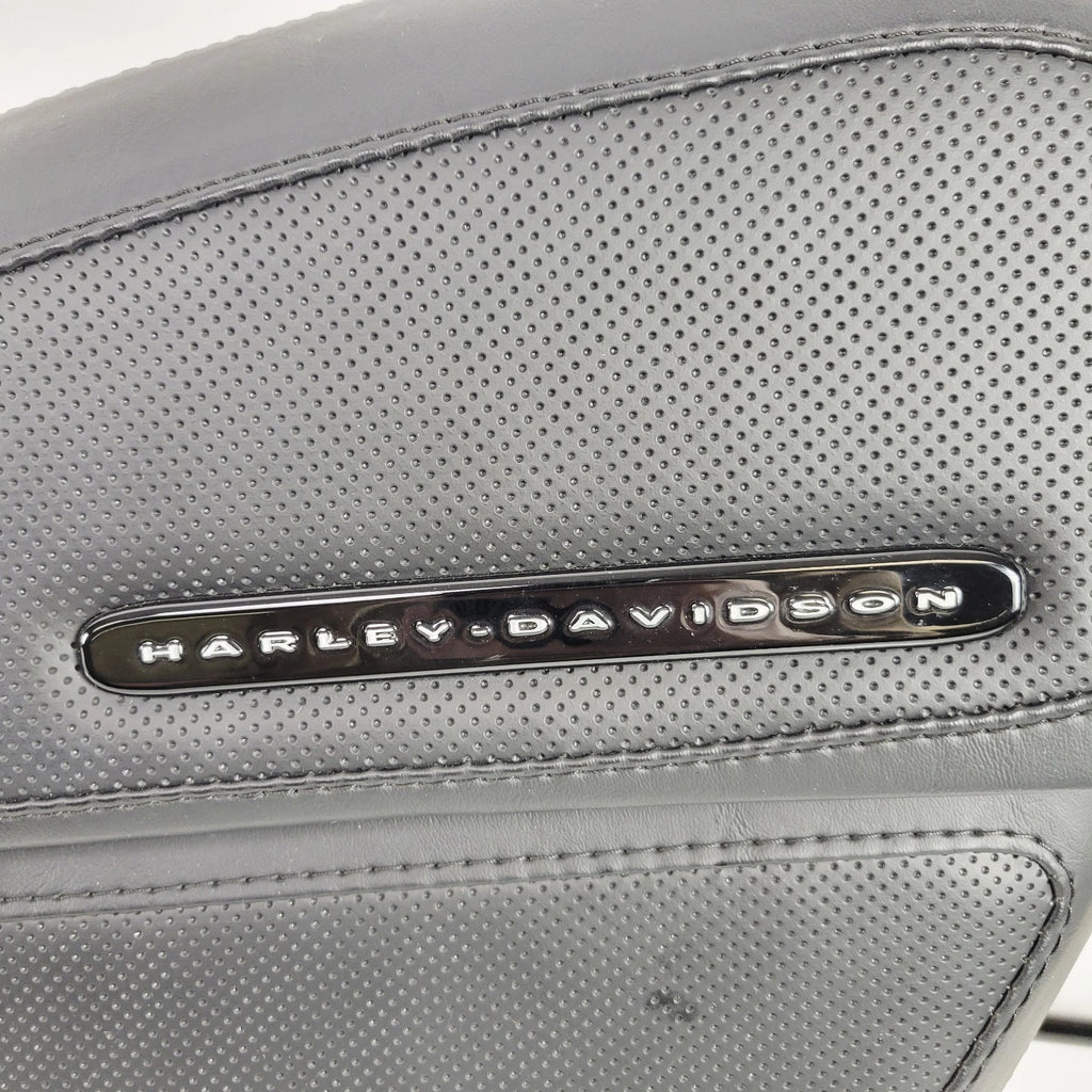 OEM Detachable Locking Saddlebag for Harley-Davidson Fatboy Breakout (2018–2025)