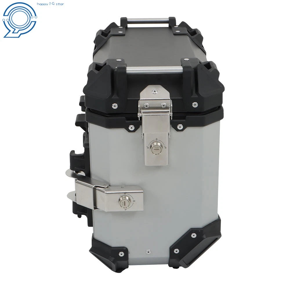 Set of 2 Silver Hard Saddlebags for Motorcycle (Universal)