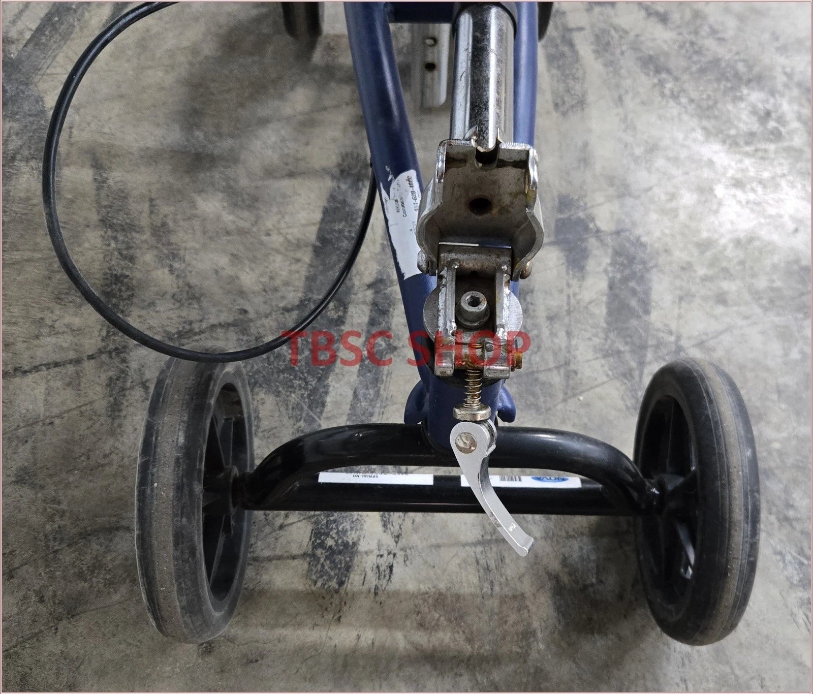 Knee Cruiser Scooter TKC-8 for Nova (300 lb Capacity)