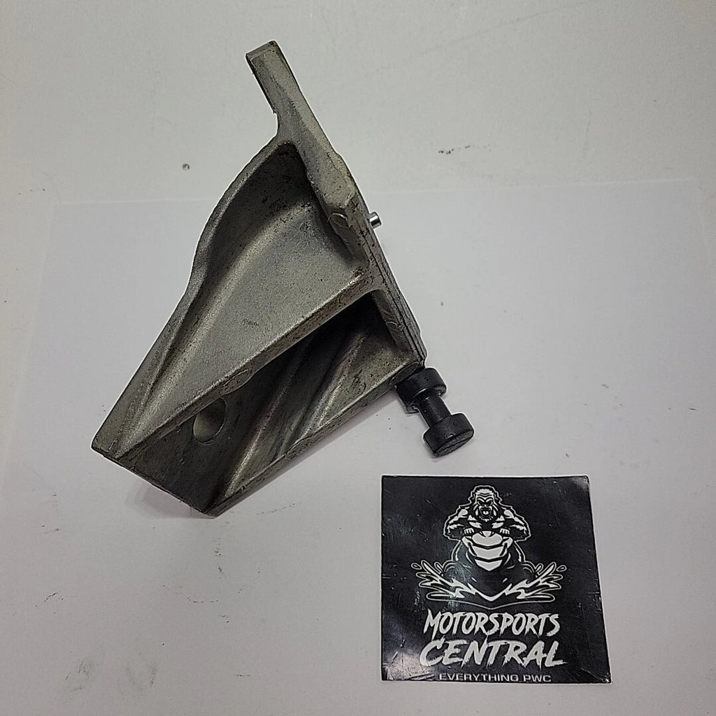 Rear Upper Motor Mount Bracket for Yamaha WaveRunner XL GP1200R (1999–2001)