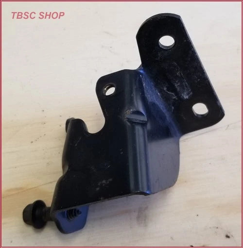 Throttle Cable Body Bracket for Ford Thunderbird Cougar (1996–1997)