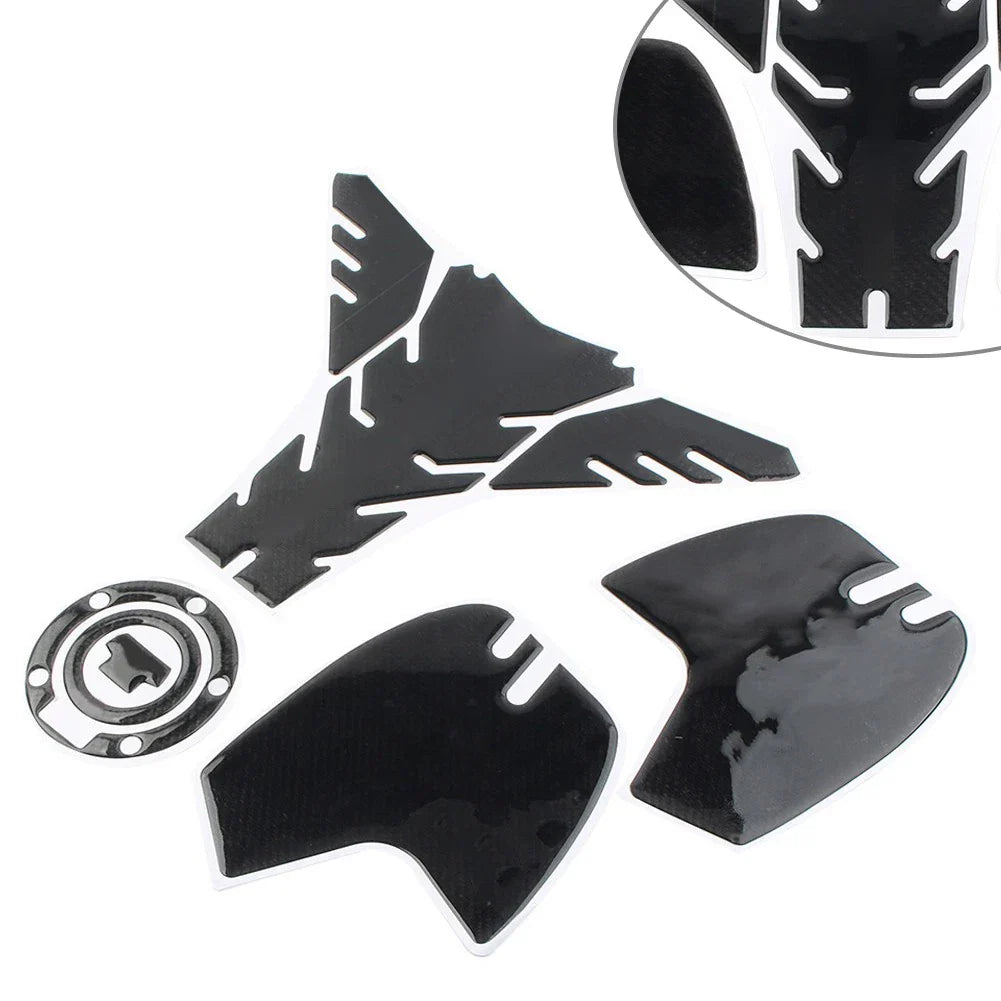 3D Carbon Fiber Tank Pad Decal for Yamaha MT-09 (2014-2023)