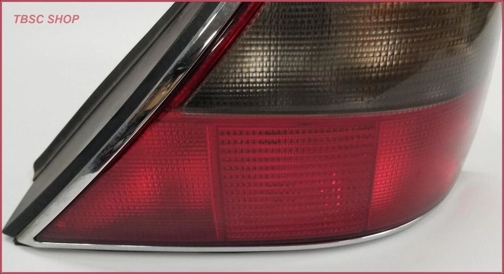 Right Passenger Brake Tail Light for Jaguar XJ6 XJ12 (1995–1997) LNA4900CC