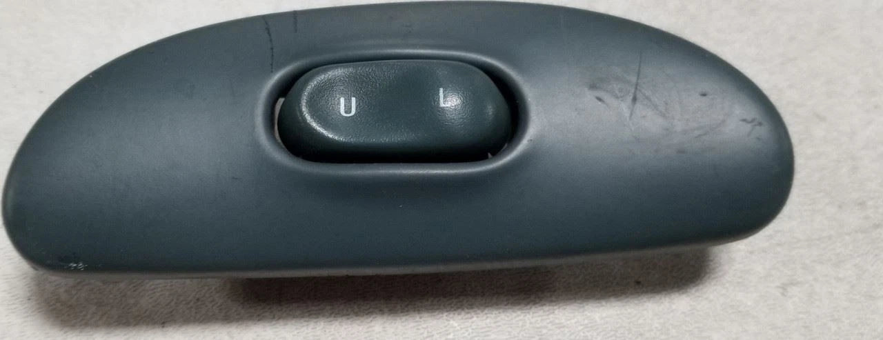 Unlock Switch Holder RH for Lincoln Mark VIII (1993–1996) Green with Switch