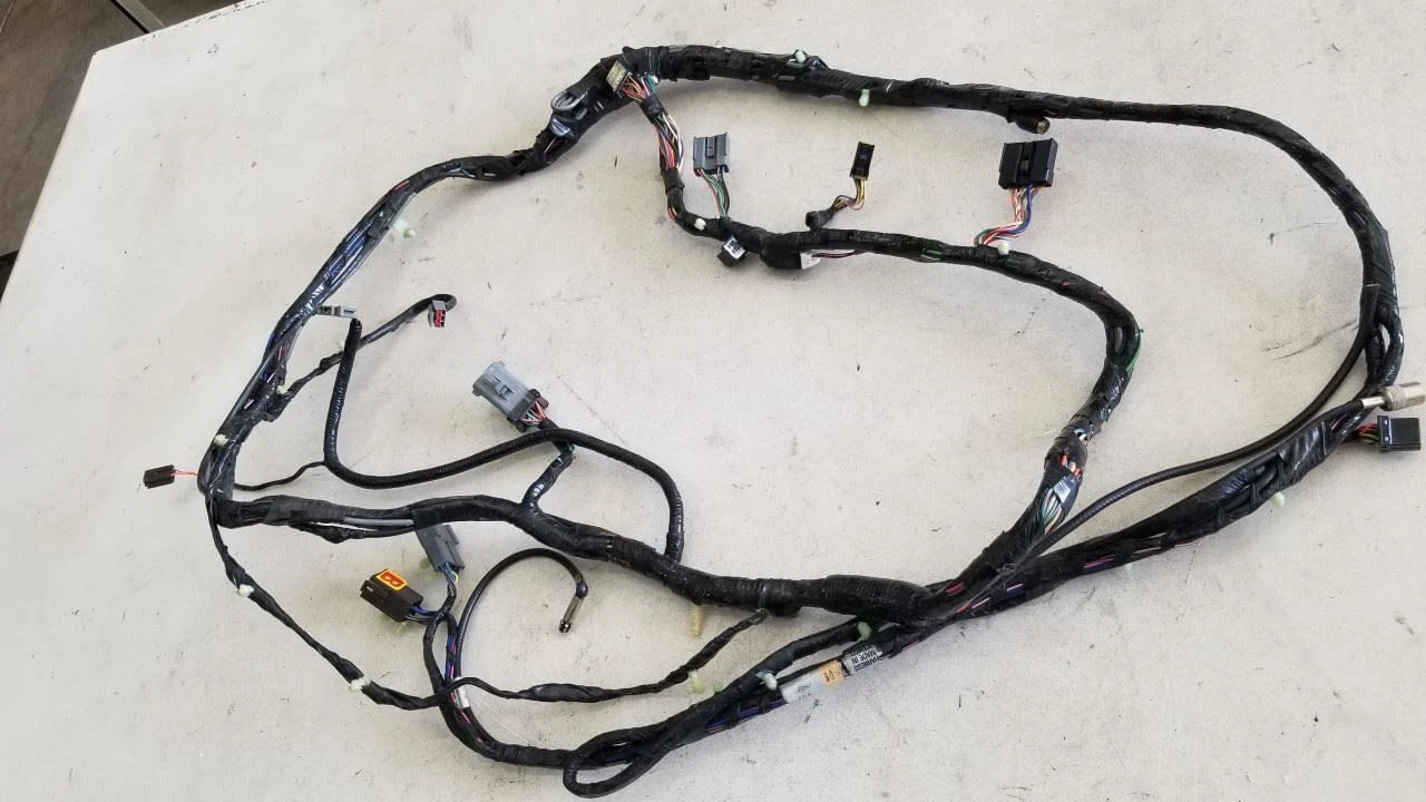 Amp Wire Harness for Lincoln Mark VIII (1997) F7LB-19B113-BG F7LB19B113BG