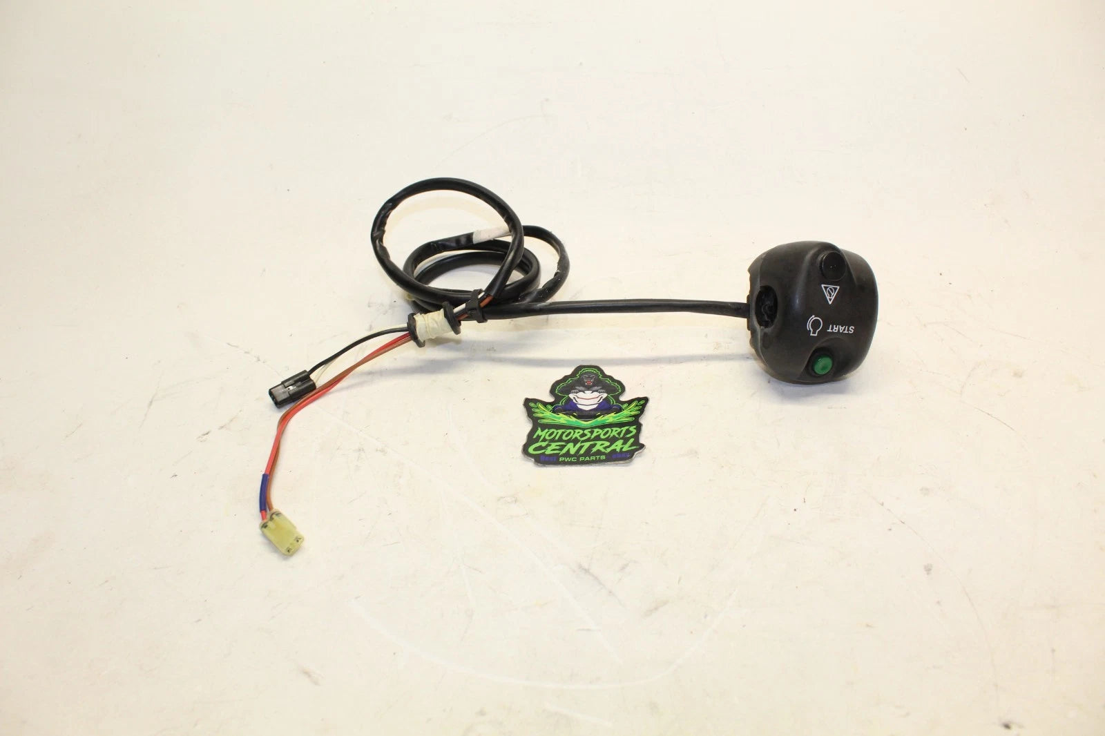 Engine Start Stop Kill Switch Box for Yamaha FZR FZS (2009–2016) F2C-68310-00-00