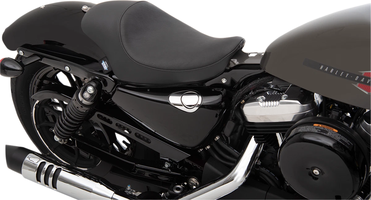 3/4 Solo Seat for Harley-Davidson Sportster (2004–2022) - Black Smooth