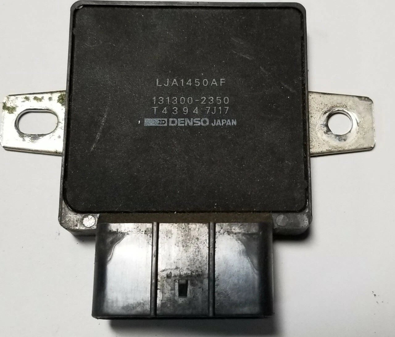 Ignition Control Module for Jaguar XJ8 XJR XK8 VDP (1998–2003) LJA1450AF
