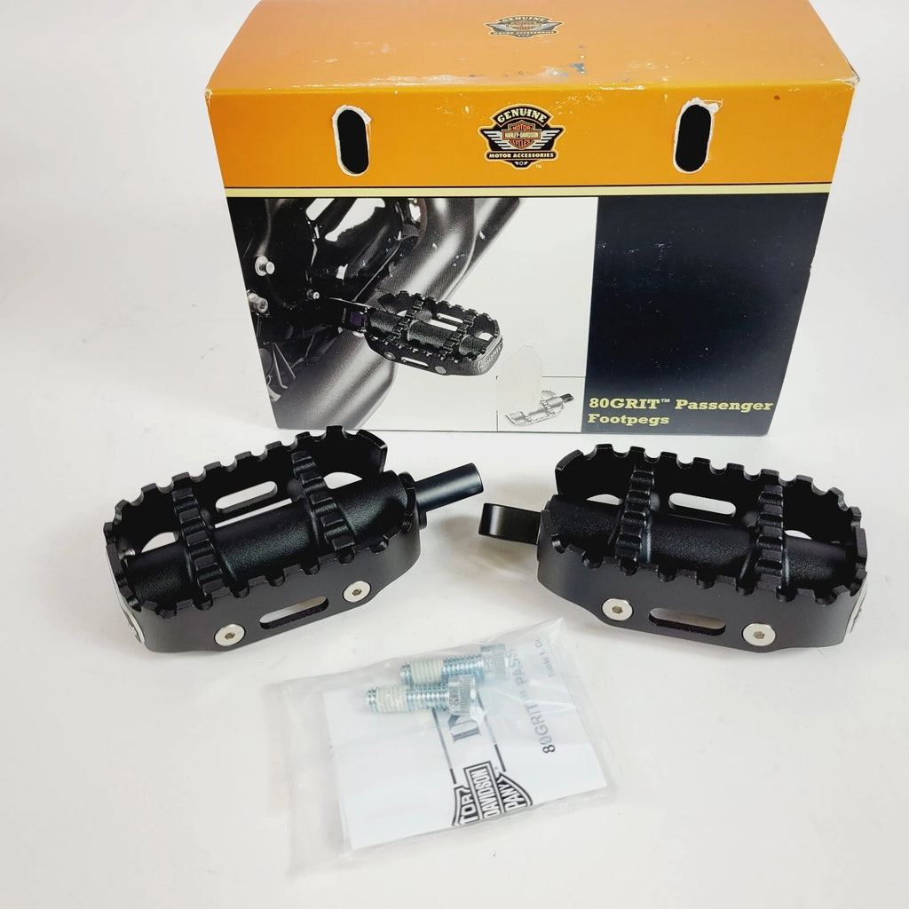 Passenger Footpegs for Harley Davidson (80GRIT) (5051605) Black