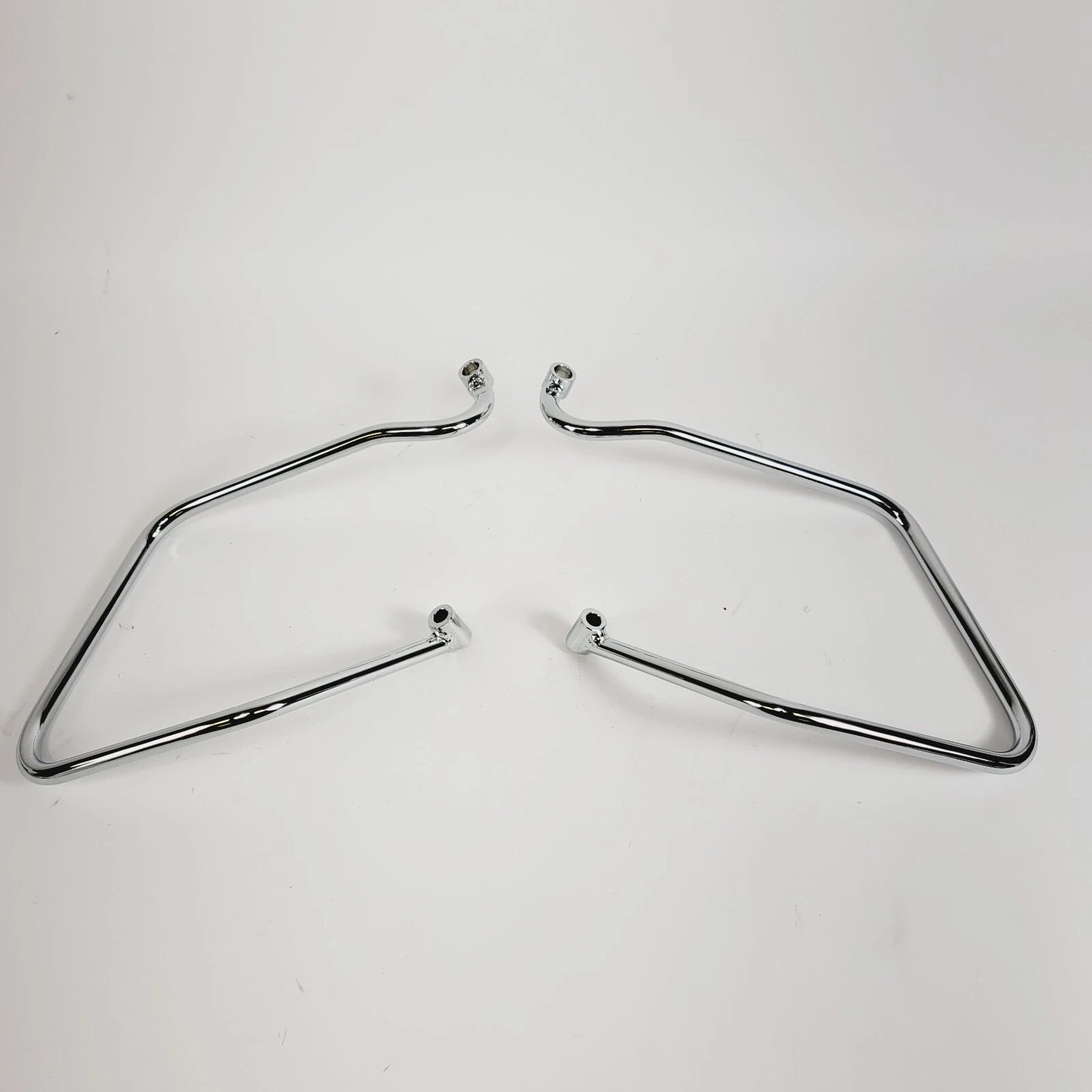Chrome Saddle Bag Support Bracket for Harley Dyna Fat Bob Wide Glide (2006–2017)