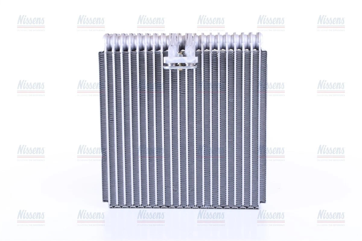 A/C Evaporator Core 92107 for Lexus LX450 Toyota Land Cruiser (1996–1997)