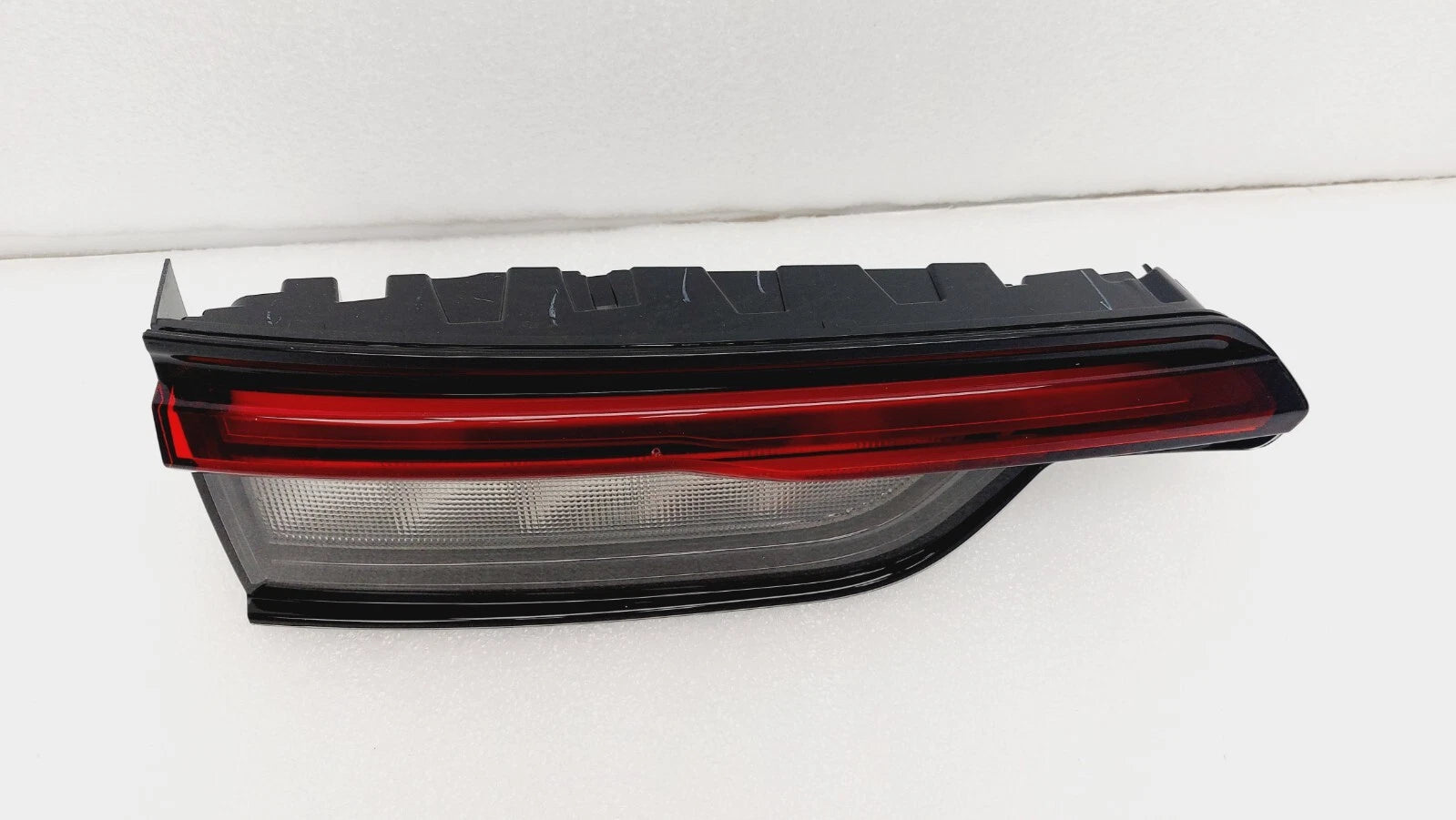 LED Taillight for Jeep Grand Cherokee L (2021–2026) 68458943AE
