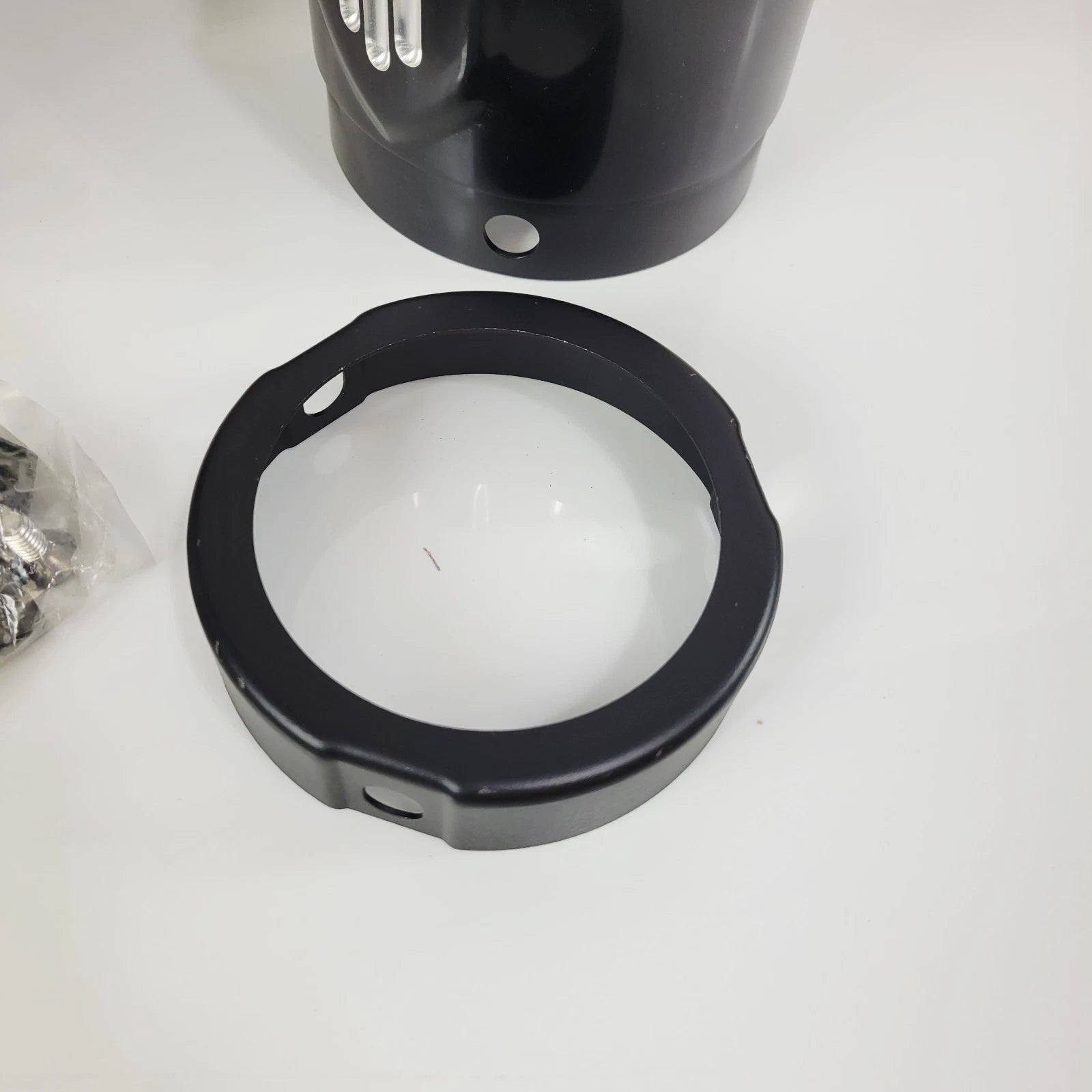 Set of 2 Screamin Eagle Defiance 4.5 in End Caps for Harley-Davidson (N/A)
