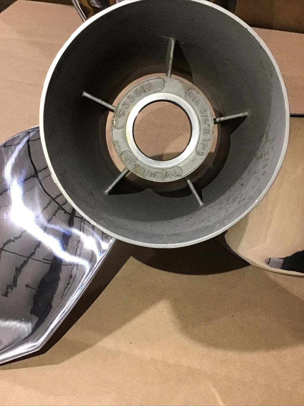 Ballistic 3 Blade Propeller 13 3/4 x 17P for Michigan Wheel (933517)
