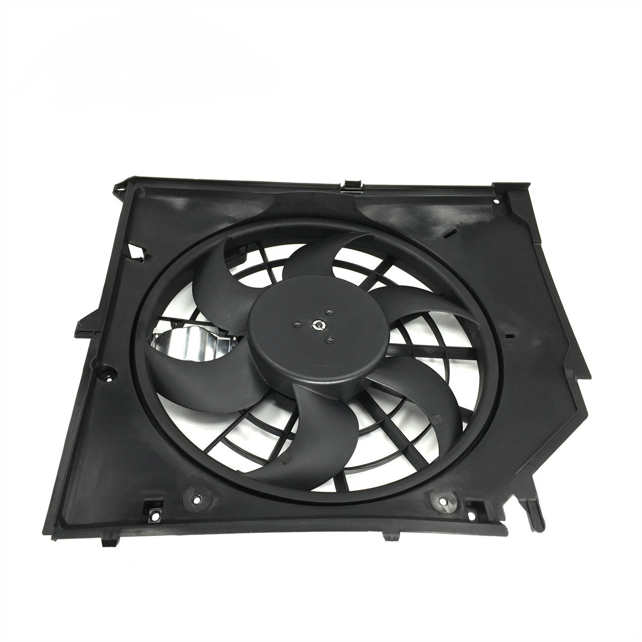Front Radiator Cooling Fan Assembly for BMW E46 325i 328i 330i (1999–2005)